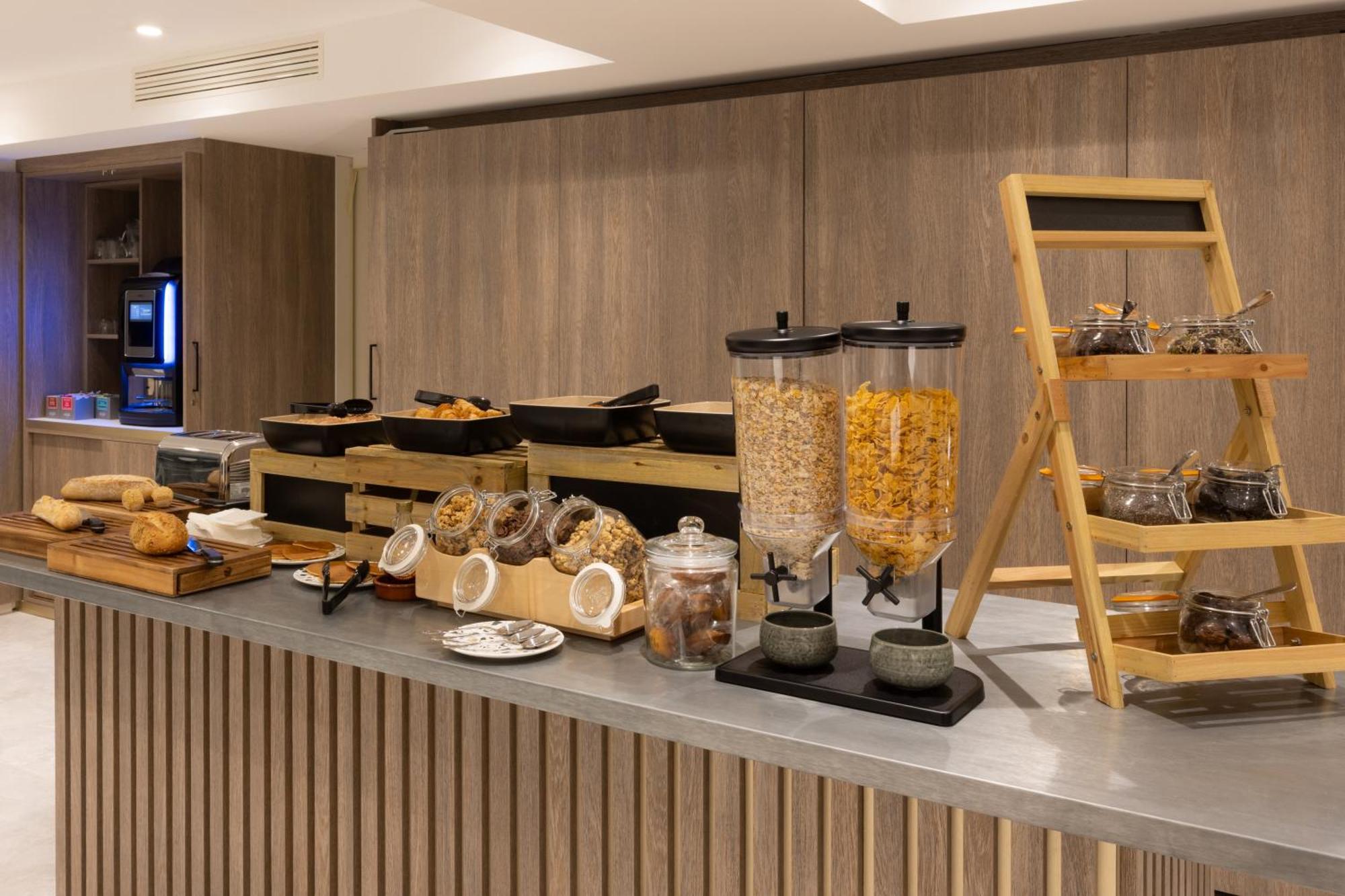 Staybridge Suites - Cannes Centre By Ihg Eksteriør billede